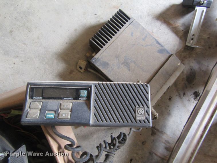 image for item EY9546 (6) GE two-way radios