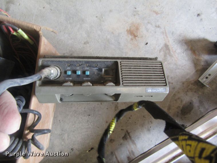 image for item EY9546 (6) GE two-way radios