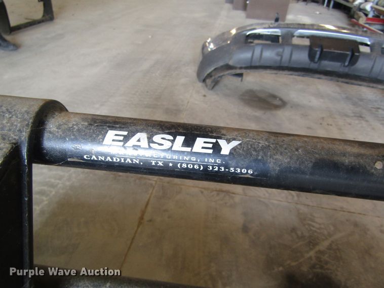 image for item EY9549 1996 Ford F350 bumper