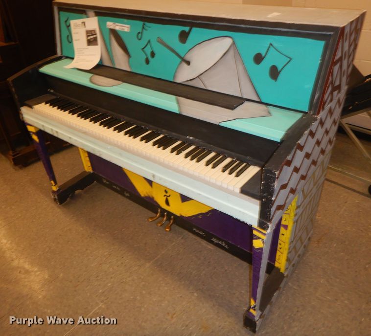 image for item FC9968 Story & Clark upright piano