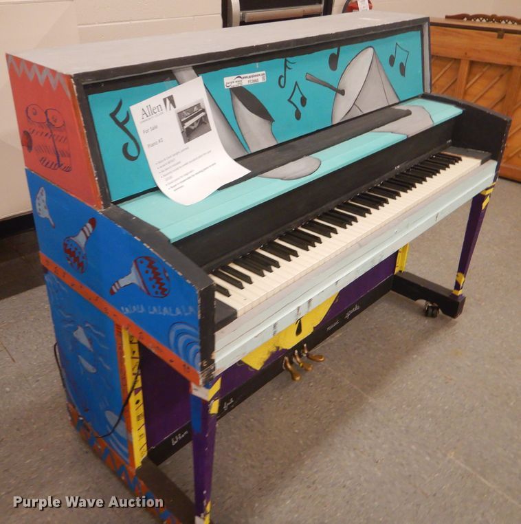 image for item FC9968 Story & Clark upright piano