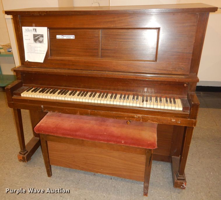 image for item FC9969 Lexington Boston upright piano