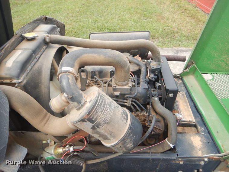 image for item FC9981 John Deere 3235 reel mower