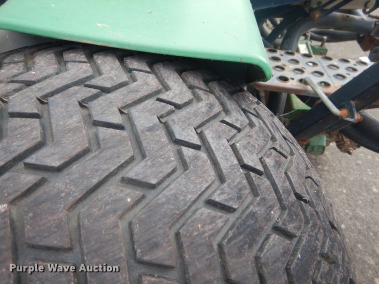 image for item FC9981 John Deere 3235 reel mower