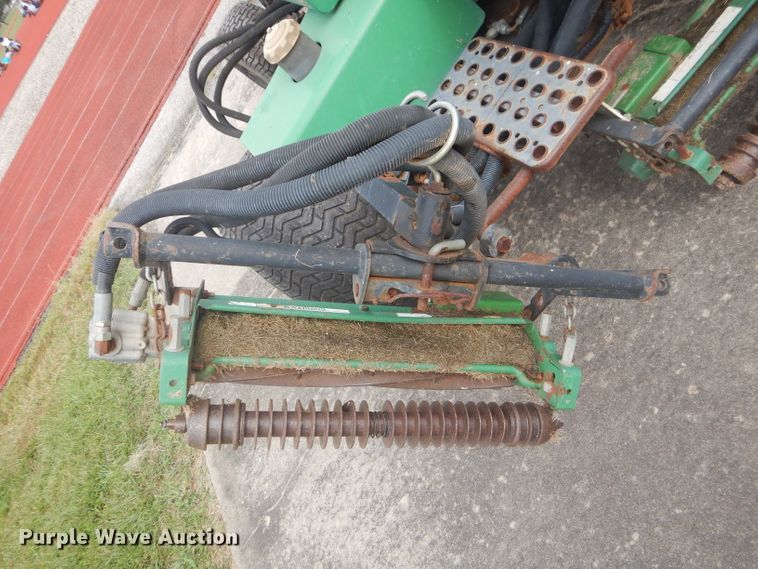 image for item FC9981 John Deere 3235 reel mower