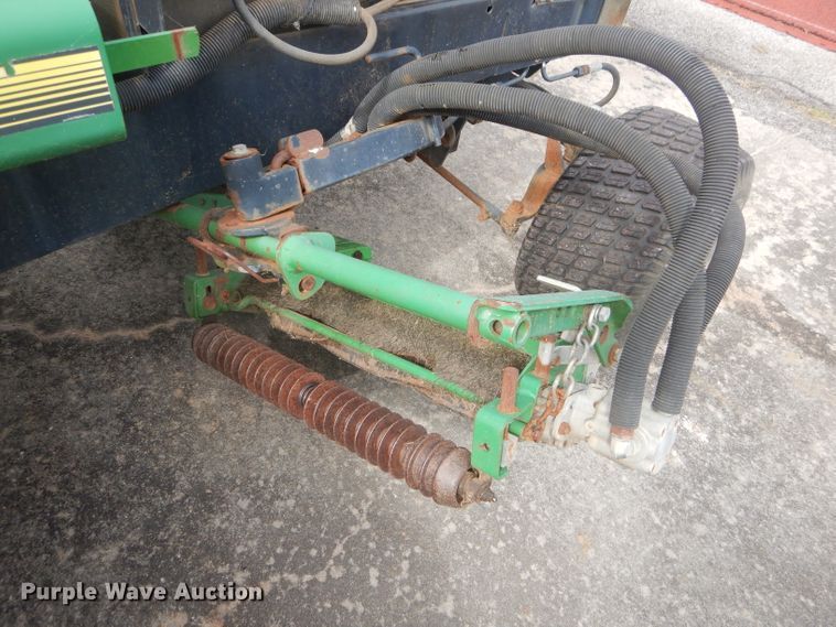 image for item FC9981 John Deere 3235 reel mower
