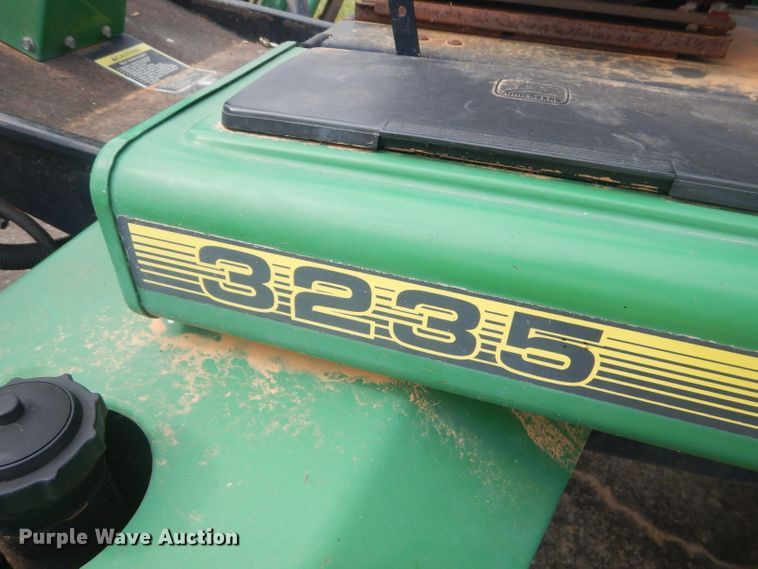 image for item FC9981 John Deere 3235 reel mower