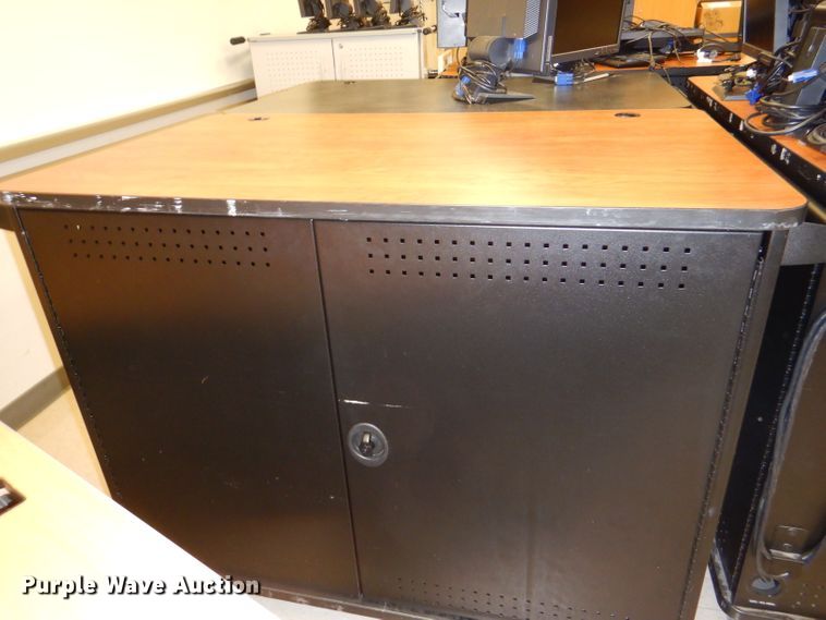 image for item FF9601 (4) charging carts