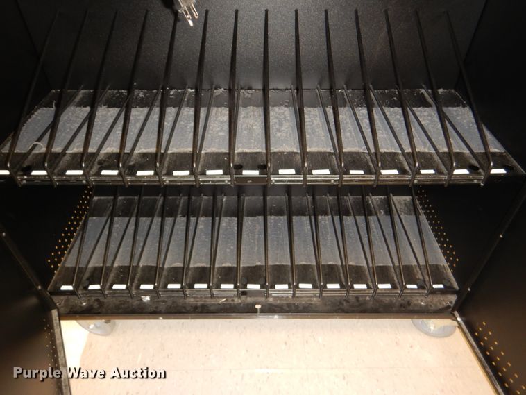 image for item FF9601 (4) charging carts