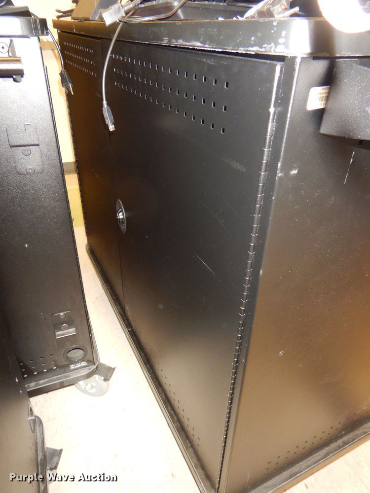 image for item FF9601 (4) charging carts