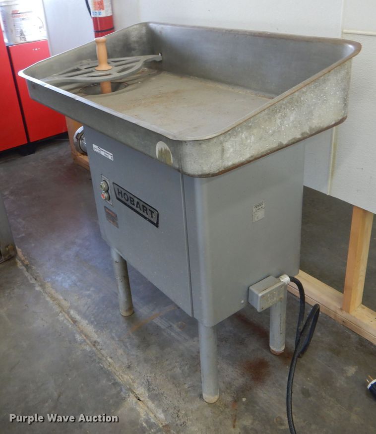 image for item FI9633 Hobart 4146 meat grinder