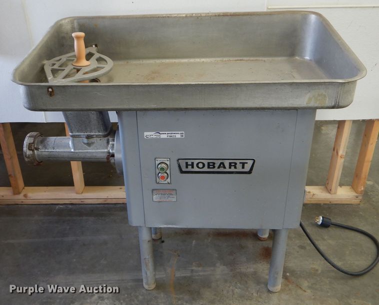 image for item FI9633 Hobart 4146 meat grinder