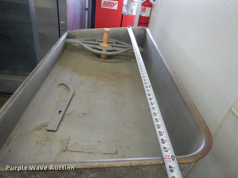 image for item FI9633 Hobart 4146 meat grinder