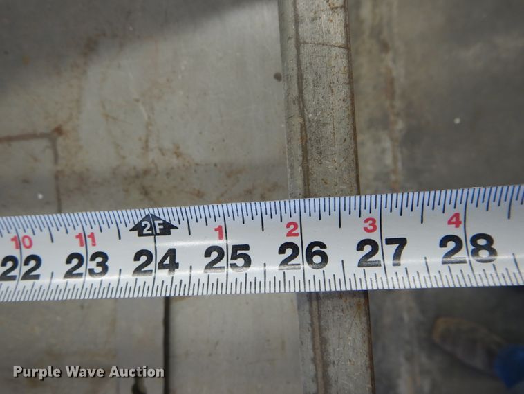 image for item FI9633 Hobart 4146 meat grinder