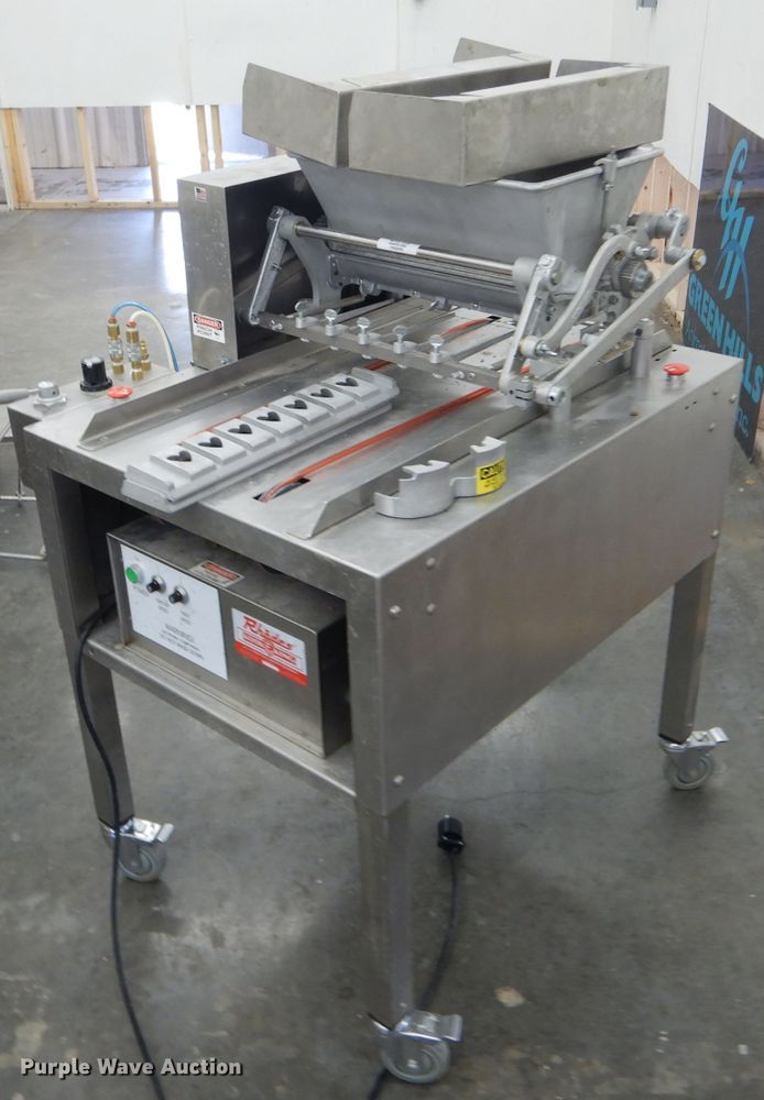 image for item FI9636 Rhodes Kooke King cookie cutter