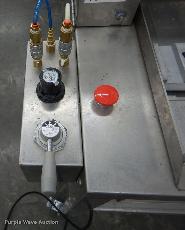 image for item FI9636 Rhodes Kooke King cookie cutter