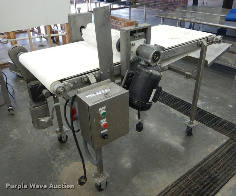 image for item FI9637 Cookie template cutter