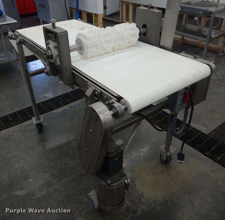 image for item FI9637 Cookie template cutter