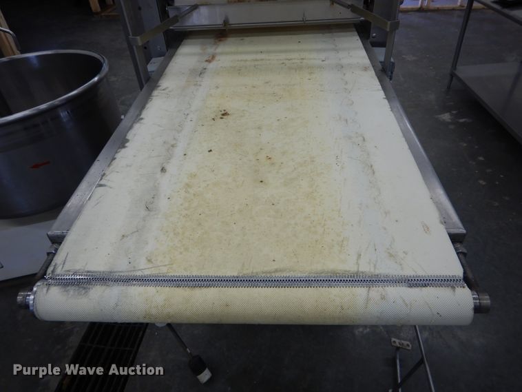 image for item FI9638 Lucks LSM24 dough feeder