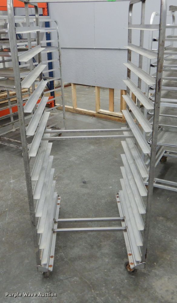 image for item FI9639 Tray racks and trays