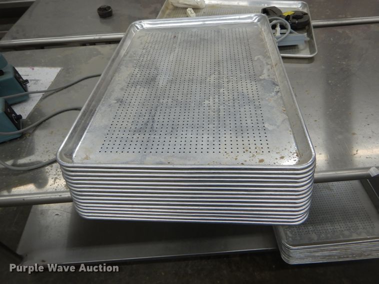 image for item FI9639 Tray racks and trays