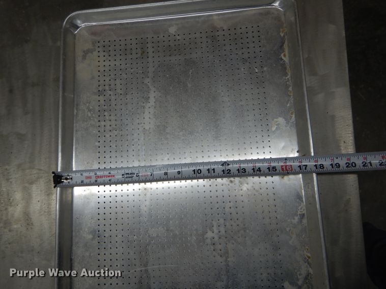 image for item FI9639 Tray racks and trays