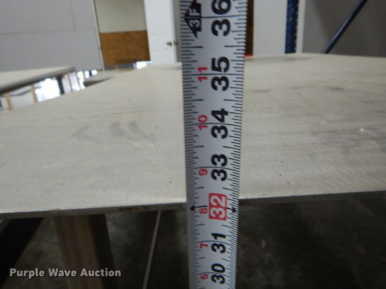 image for item FI9640 (9) tables