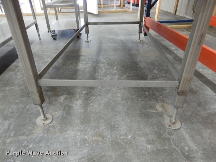 image for item FI9640 (9) tables