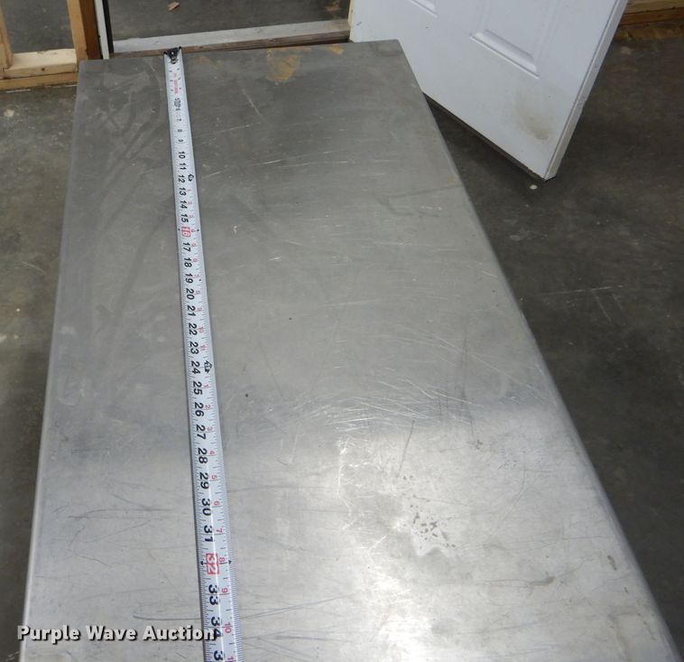 image for item FI9640 (9) tables