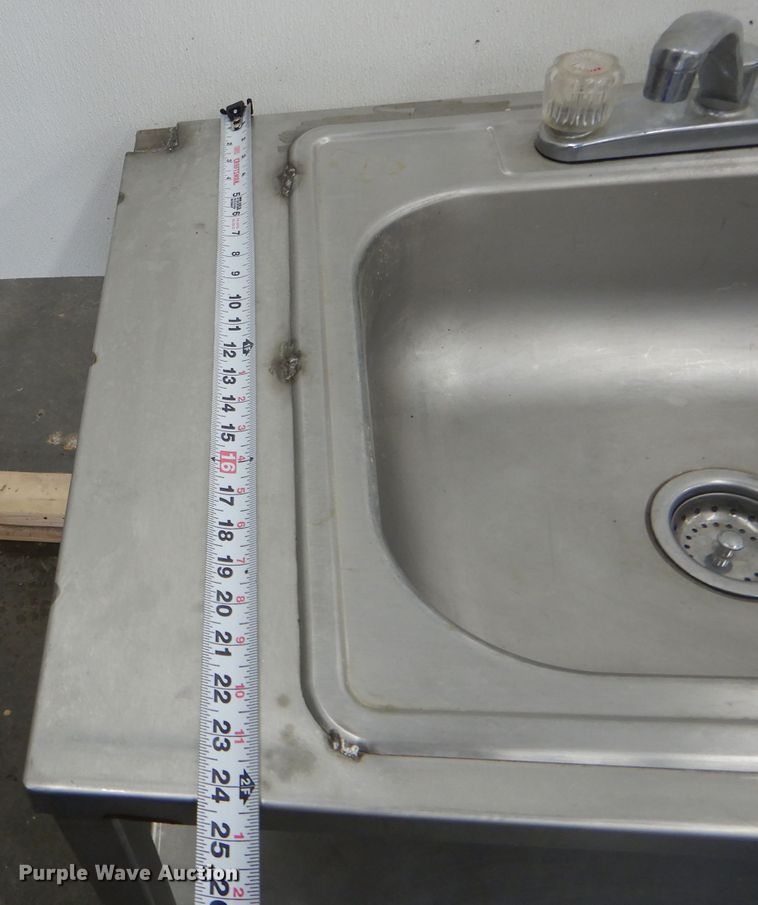 image for item FI9640 (9) tables