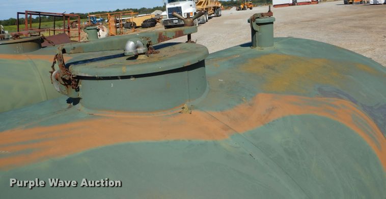 image for item FI9650 Fruehauf M107A2 tank trailer