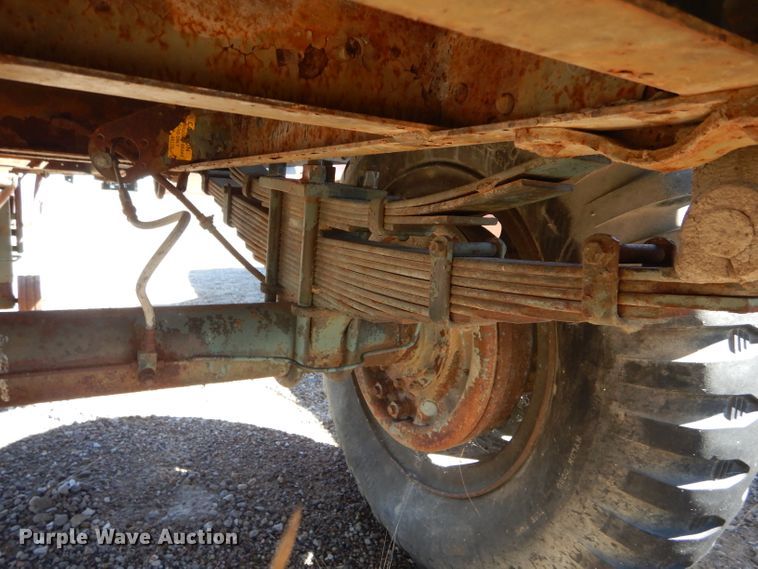 image for item FI9650 Fruehauf M107A2 tank trailer