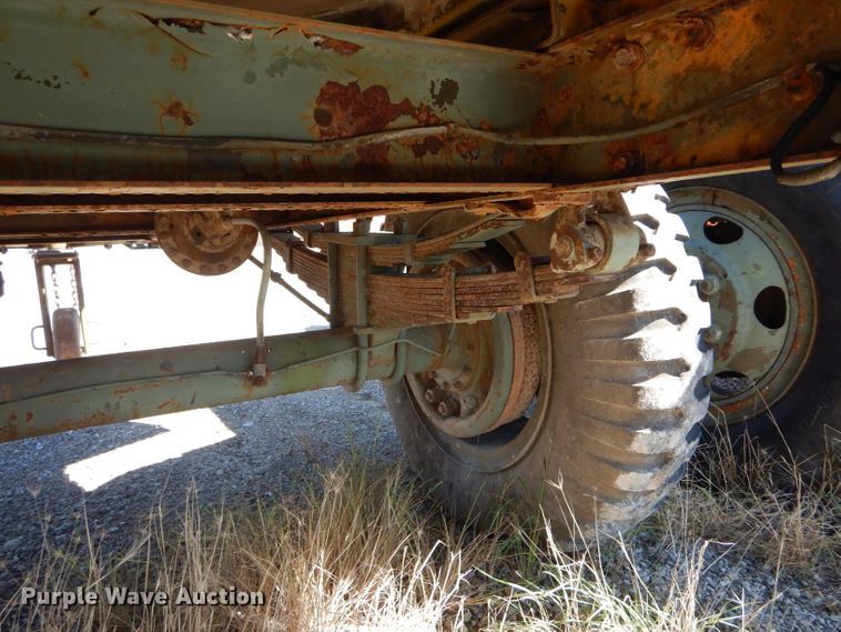 image for item FI9651 Fruehauf M107A2 tank trailer