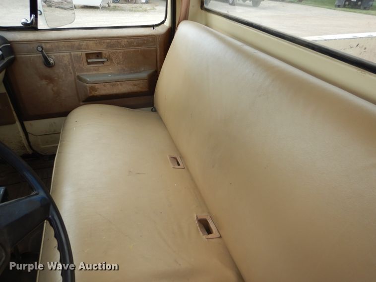 image for item FJ9754 1981 Chevrolet Custom Deluxe 20 pickup truck