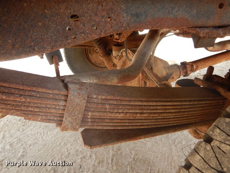 image for item FJ9754 1981 Chevrolet Custom Deluxe 20 pickup truck