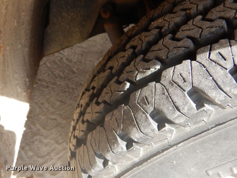 image for item FJ9754 1981 Chevrolet Custom Deluxe 20 pickup truck