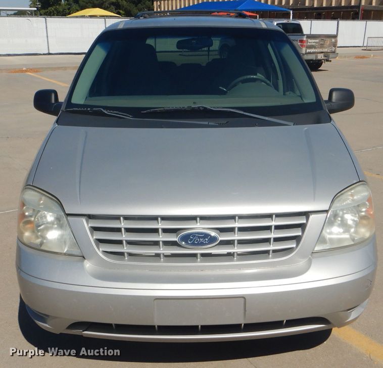 image for item FJ9771 2004 Ford Freestar SE