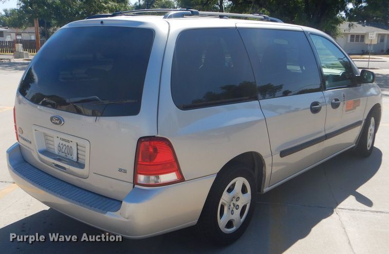 image for item FJ9771 2004 Ford Freestar SE