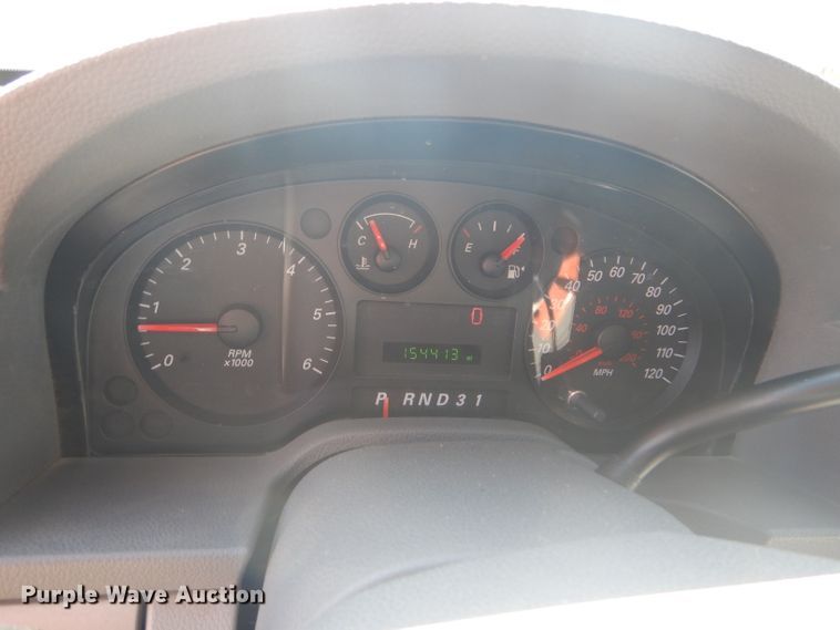 image for item FJ9771 2004 Ford Freestar SE