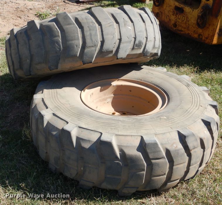 image for item FK9774 Michelin 16.00R20 tire