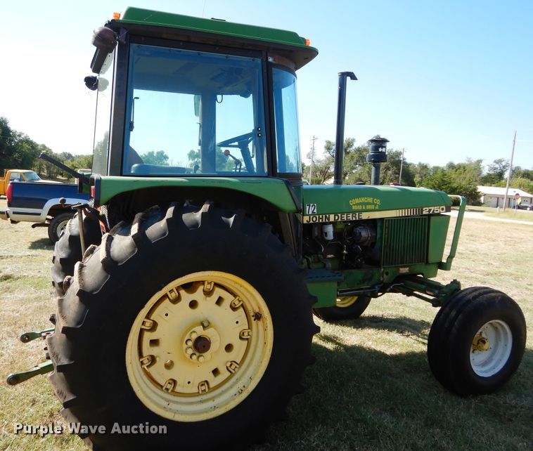 image for item FK9776 1983 John Deere 2750 tractor