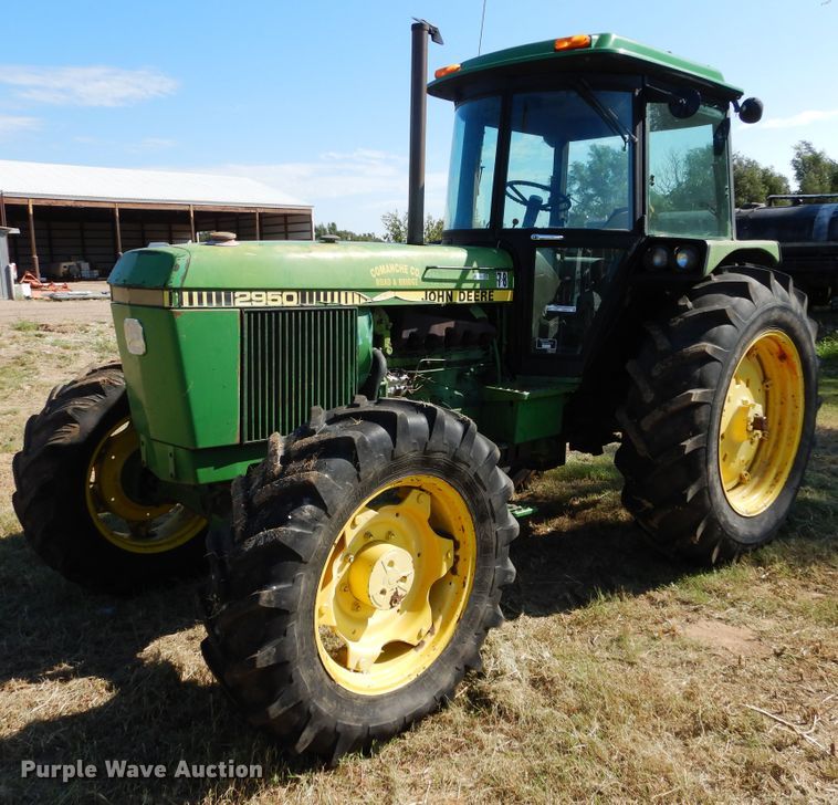 image for item FK9777 1984 John Deere 2950 tractor