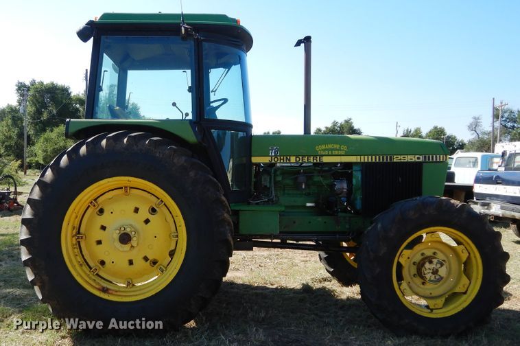image for item FK9777 1984 John Deere 2950 tractor