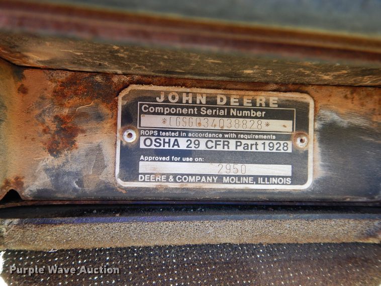 image for item FK9777 1984 John Deere 2950 tractor