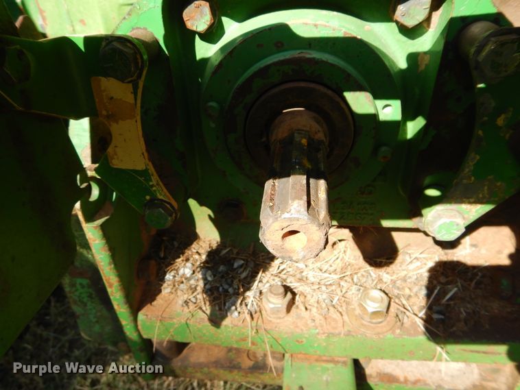 image for item FK9777 1984 John Deere 2950 tractor