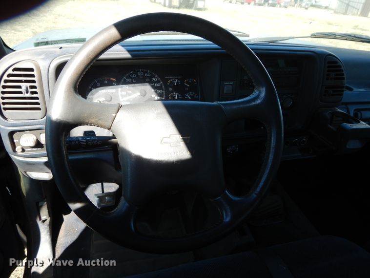 image for item FK9778 1995 Chevrolet K2500 Ext. Cab pickup truck