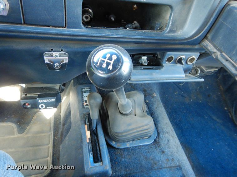 image for item FK9778 1995 Chevrolet K2500 Ext. Cab pickup truck