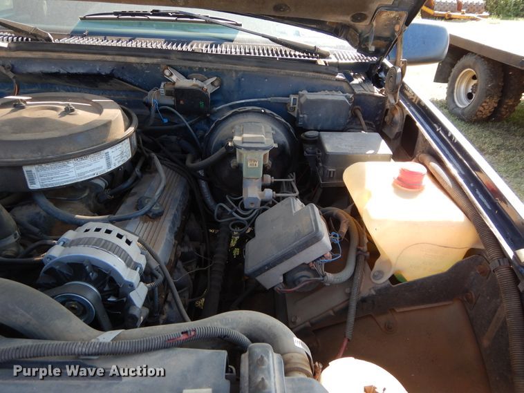 image for item FK9778 1995 Chevrolet K2500 Ext. Cab pickup truck