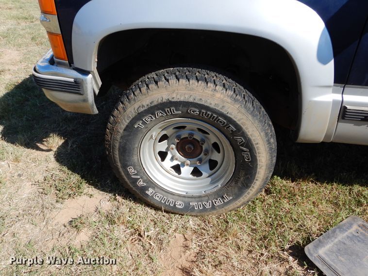 image for item FK9778 1995 Chevrolet K2500 Ext. Cab pickup truck