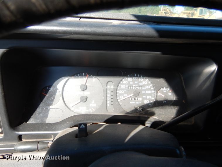 image for item FK9781 1997 Dodge Ram 1500 Club Cab pickup truck